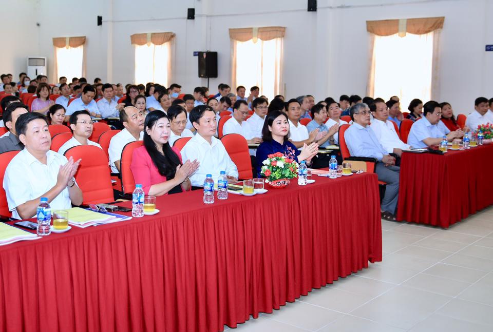 Bồi dưỡng, cập nhật kiến thức cho cán bộ diện Ban Thường vụ Thành uỷ quản lý